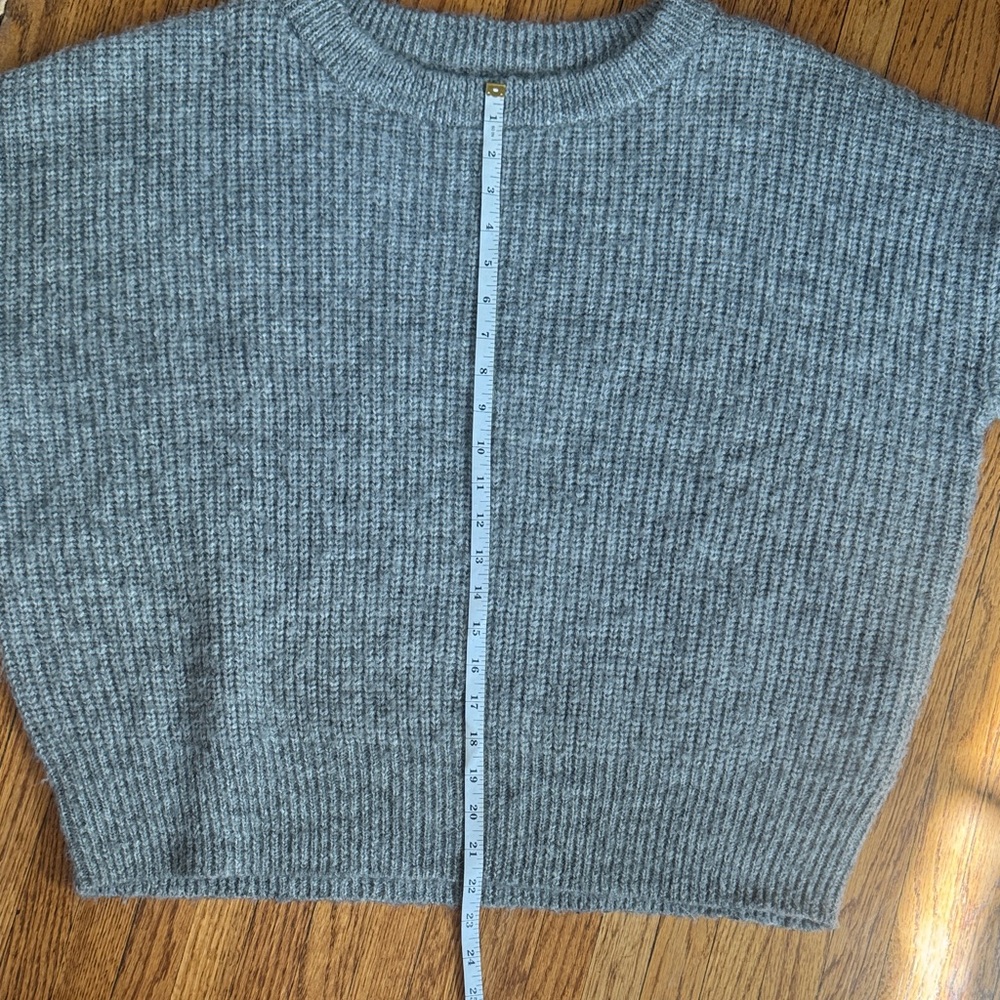 Calvin Klein Gray Woolen Knit Ribbed Women's Sweater - Picture 7 of 8